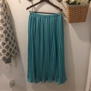 Green Pleated Maxi Skirt